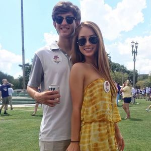 Meet your Posher, Brooke